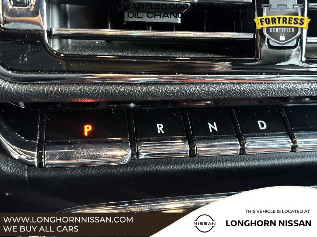 Used 2020 Lincoln Navigator 4WD image 17