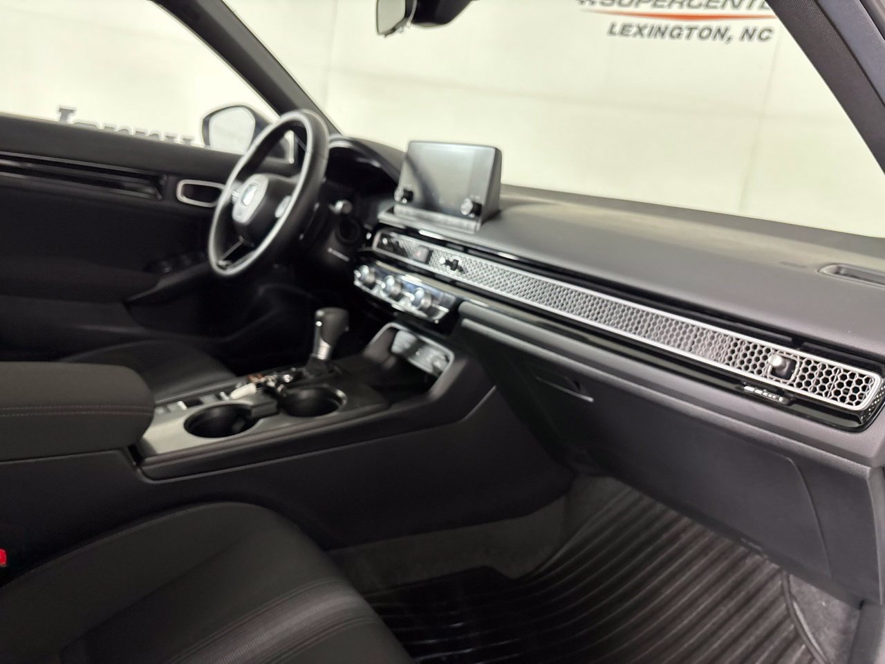 Used 2026 Honda Civic Sport image 31