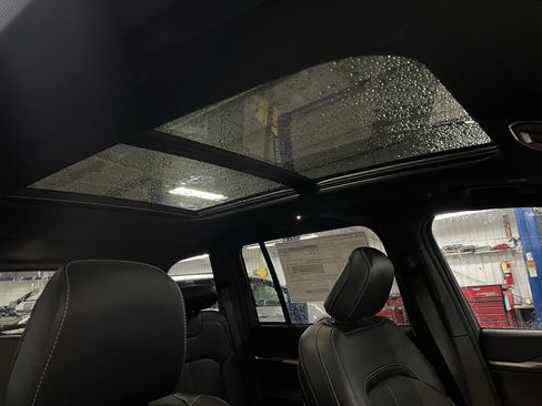 New 2026 Jeep Grand Cherokee Limited image 11