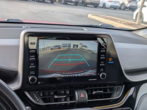 Certified 2021 Toyota C-HR Nightshade image 29