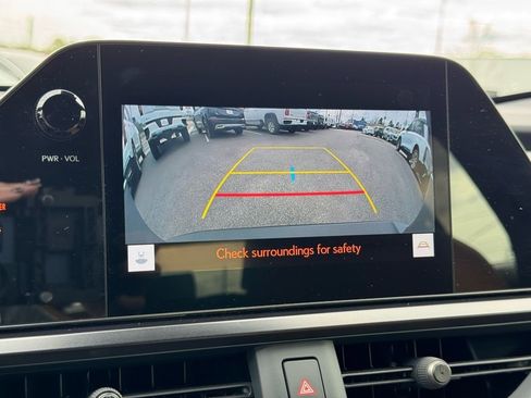 Used 2023 Lexus UX 250h FWD w/ Premium Package image 32