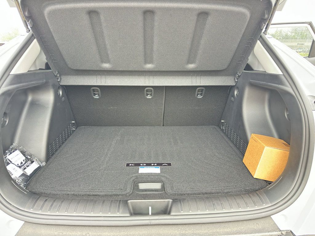 Used 2025 Hyundai Kona SEL FWD image 34