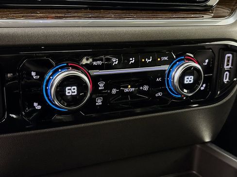 Used 2023 GMC Sierra 1500 Elevation image 20