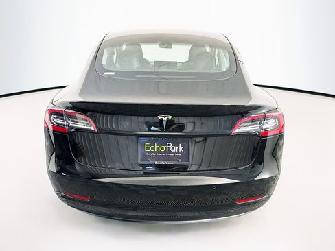 Used 2021 Tesla Model 3 Standard Range Plus image 7