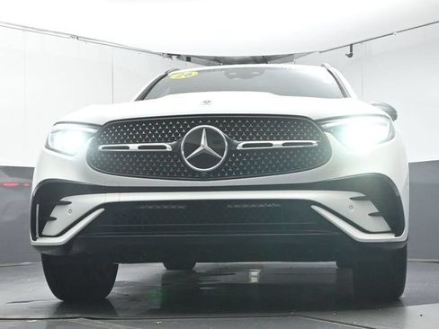 Used 2026 Mercedes-Benz GLC 300 image 35