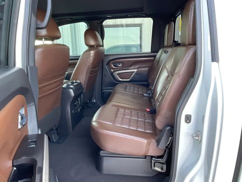 Used 2020 Nissan Titan Platinum Reserve w/ Moonroof Package AWD/4WD image 20