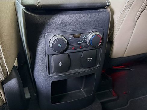 Used 2021 Ford Explorer Limited w/ Equipment Group 301A image 29