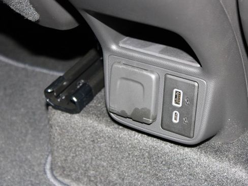 New 2026 Chevrolet TrailBlazer RS w/ Convenience Package FWD image 24
