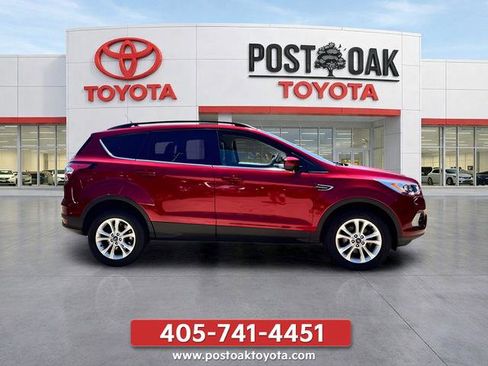 Used 2018 Ford Escape SEL FWD image 9