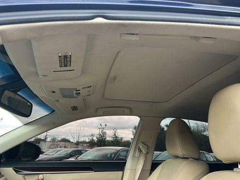 Used 2014 Lexus ES 350 w/ Premium Package FWD image 11