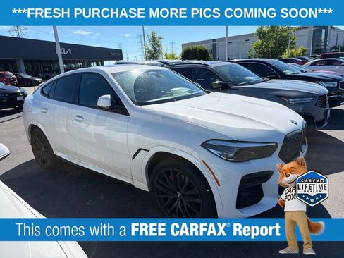 Used 2022 BMW X6 xDrive40i w/ M Sport Package AWD/4WD image 4