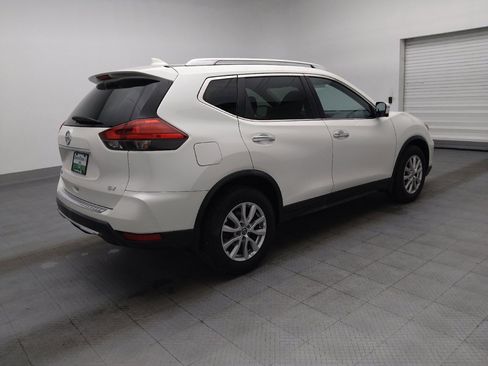 Used 2017 Nissan Rogue SV w/ SV Premium Package FWD image 10