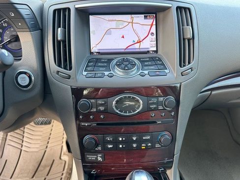 Used 2012 INFINITI G37 x w/ Premium Pkg image 19