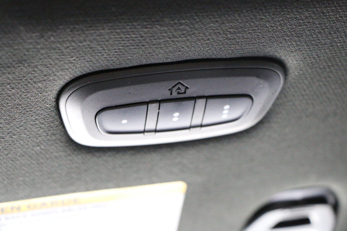 Used 2025 RAM 2500 Laramie AWD/4WD image 25