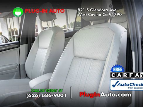 Used 2023 Volkswagen Tiguan SE R-Line image 9