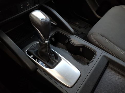Used 2022 Nissan Frontier SV RWD image 34