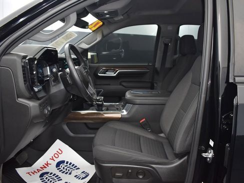 Used 2022 Chevrolet Silverado 1500 LT Trail Boss image 12