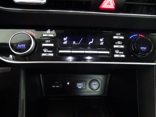 Used 2020 Hyundai Sonata Limited FWD image 14