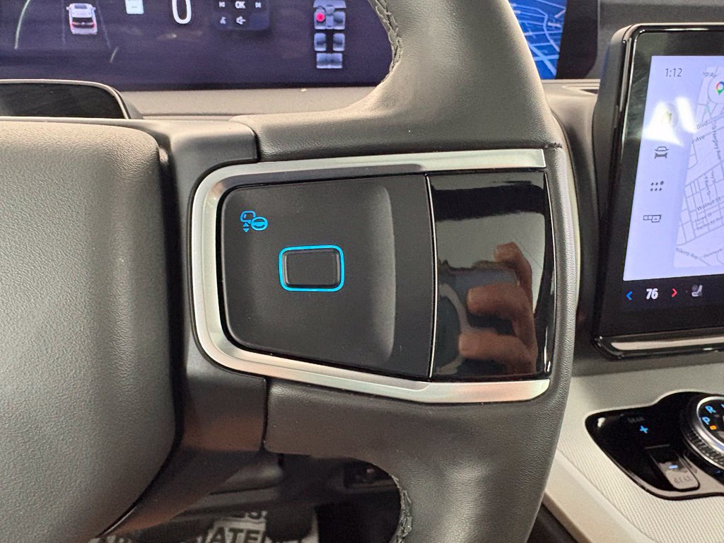 Used 2025 Ford Expedition Active RWD image 23