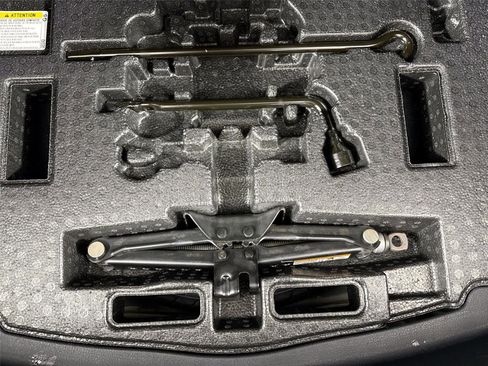 Certified 2021 Toyota Camry SE image 56