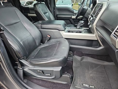 Used 2015 Ford F150 Lariat w/ Equipment Group 502A Luxury image 11