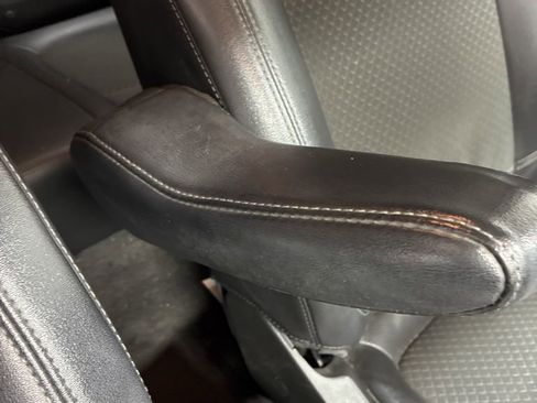 Used 2019 Buick Encore Sport Touring image 27