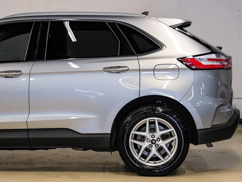 Used 2024 Ford Edge SEL w/ Convenience Package AWD/4WD image 13