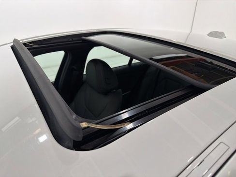 Certified 2023 BMW 330i xDrive Sedan w/ Driving Assistance Package image 27