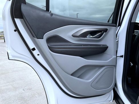 Used 2019 GMC Terrain SLT w/ Preferred Package image 21