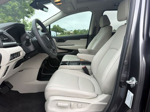Certified 2026 Honda Odyssey EX-L image 26