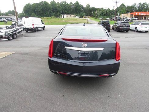 Used 2013 Cadillac XTS Luxury w/ Driver Awareness Package FWD image 5