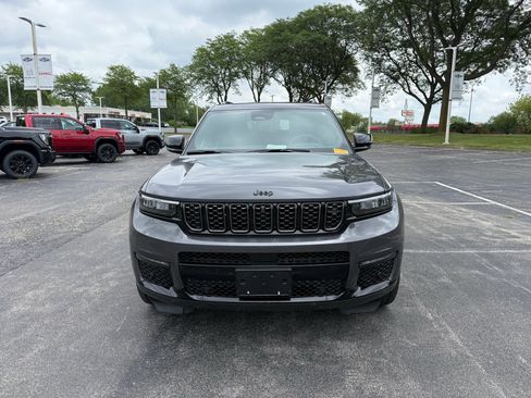 Used 2024 Jeep Grand Cherokee L Summit w/ Advanced Protech Group IV AWD/4WD image 2