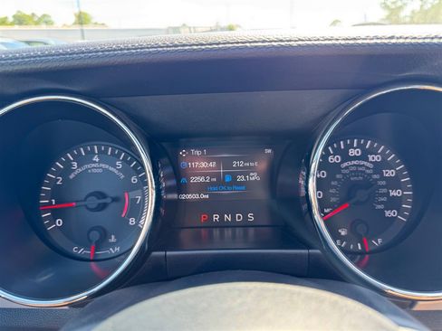 Used 2017 Ford Mustang Premium RWD image 20