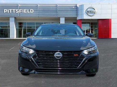 New 2025 Nissan Sentra SR w/ Midnight Edition image 8