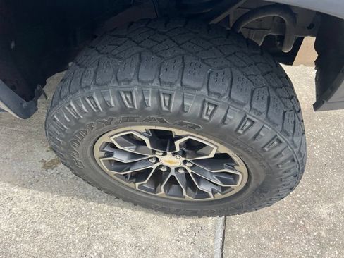 Used 2020 Chevrolet Colorado ZR2 AWD/4WD image 4