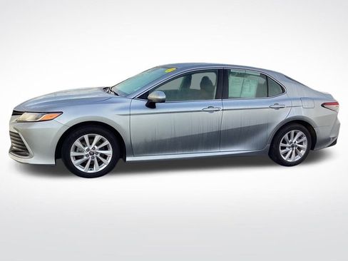 Used 2024 Toyota Camry LE image 6