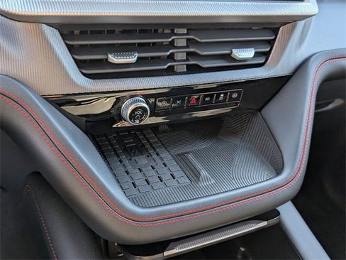 Used 2025 Ford Explorer ST image 27