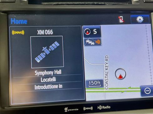 Used 2017 Toyota Highlander Limited FWD image 27