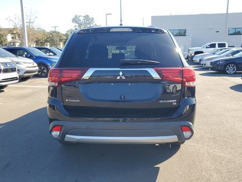 Used 2016 Mitsubishi Outlander FWD image 6