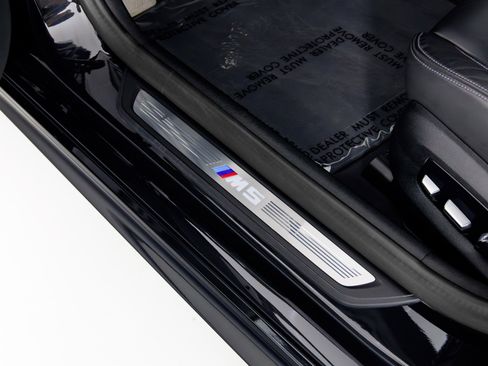 Used 2023 BMW M5 w/ Executive Package image 27