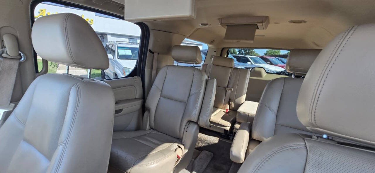 Used 2009 Cadillac Escalade ESV AWD image 59
