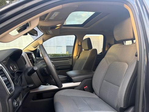 Used 2019 RAM 1500 Big Horn RWD image 6