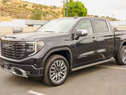 New 2026 GMC Sierra 1500 Denali Ultimate AWD/4WD image 3