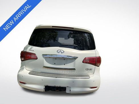 Used 2014 INFINITI QX80 4WD w/ Theater Package image 4