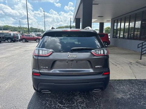 Used 2020 Jeep Cherokee Latitude Plus w/ Cold Weather Group AWD/4WD image 10