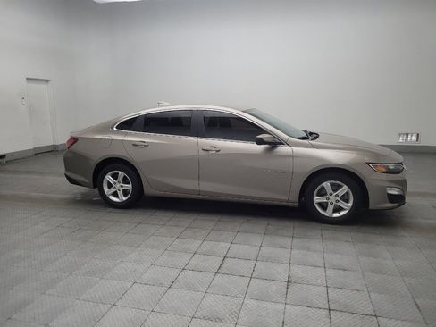 Used 2022 Chevrolet Malibu LT FWD image 11
