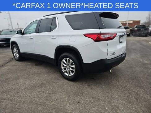 Used 2021 Chevrolet Traverse LT image 16