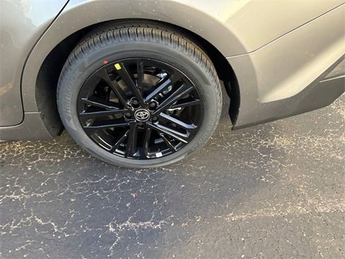 New 2026 Toyota Camry SE image 17