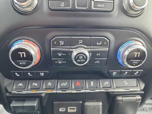 Certified 2020 GMC Sierra 1500 SLT w/ SLT Premium Plus Package image 19