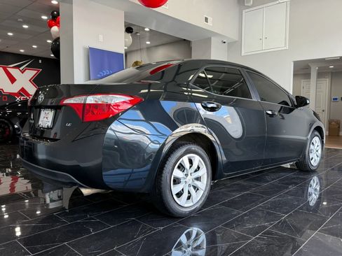 Used 2016 Toyota Corolla LE FWD image 6